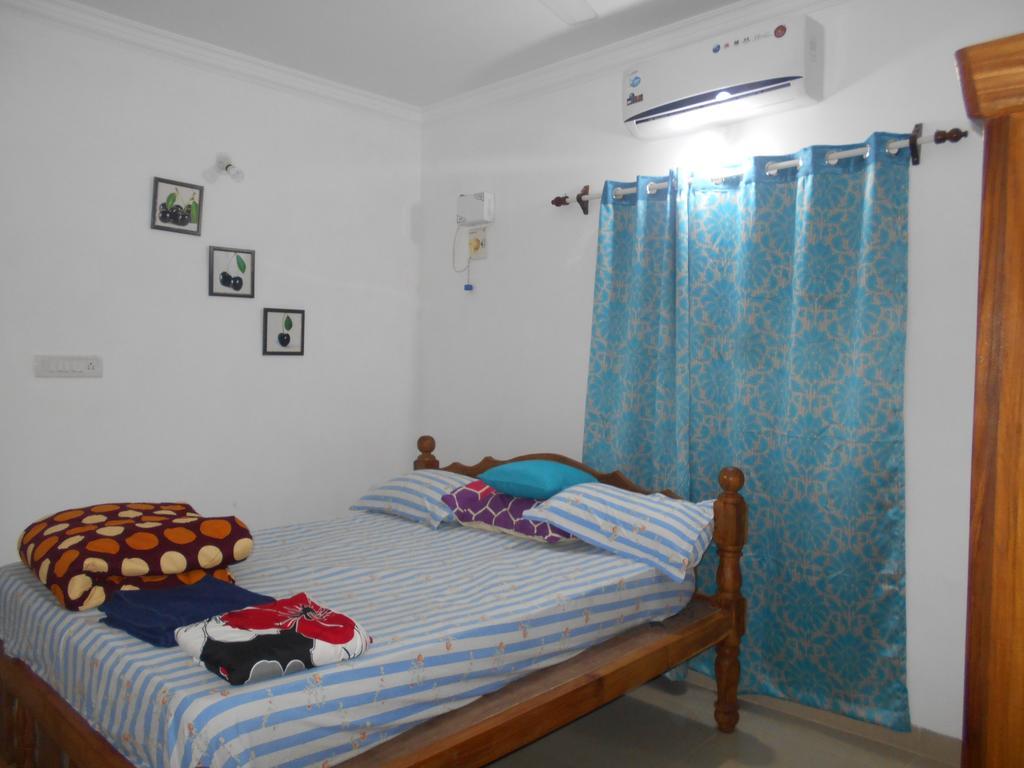 Esha Apartment Калангуте Стая снимка