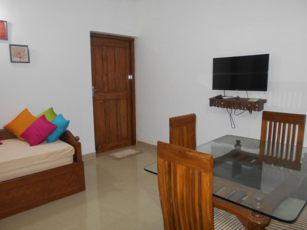 Esha Apartment Калангуте Стая снимка